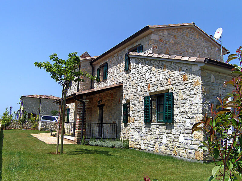 Casa Barat