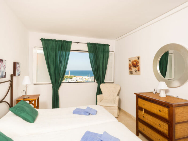 In 4****Resort Frontbeach Apartment