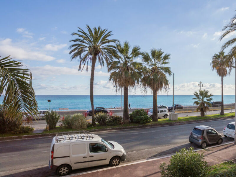 Galets D'Azur Promenade Des Anglais