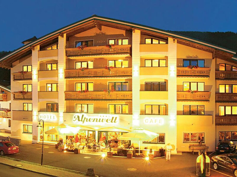 Hotel Alpenwelt