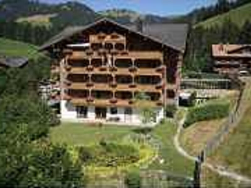 Golfhotel Les Hauts de Gstaad & Spa S