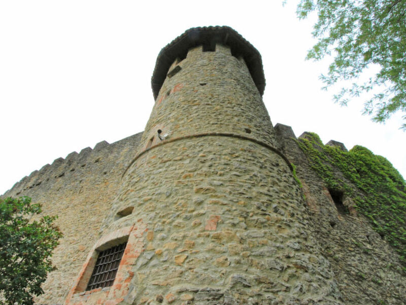 Castello Di Magnano