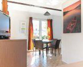 Park & Suites Cannes Mandelieu Village