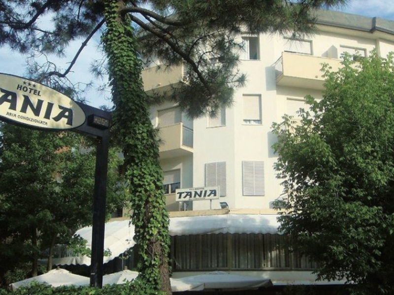 Hotel Tania