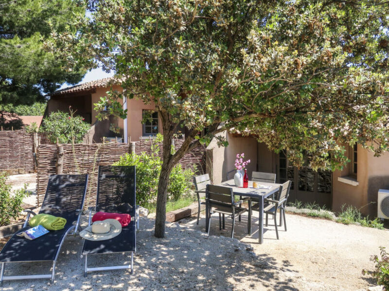 Les Garrigues De La Vallée Des Baux