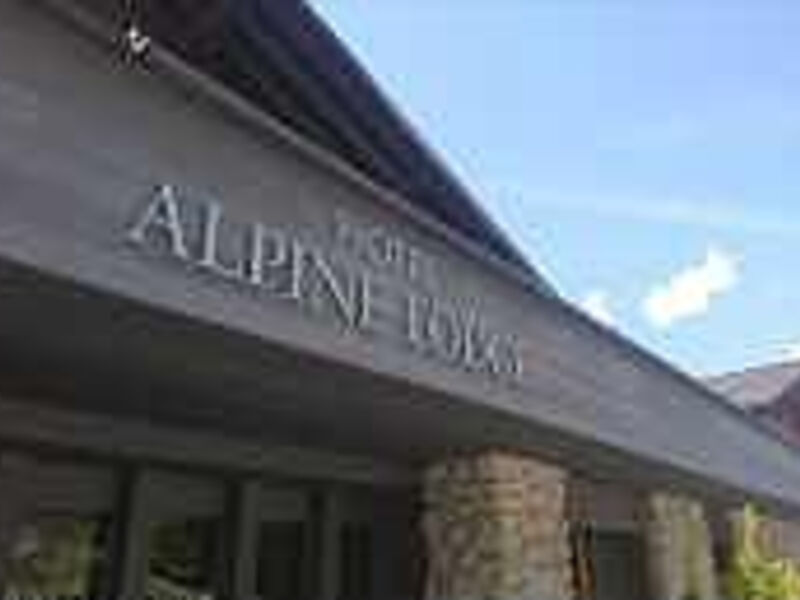 Hotel Alpine Lodge