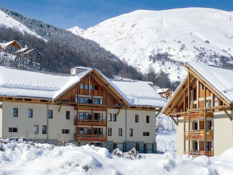 Les Chalets Du Galibier