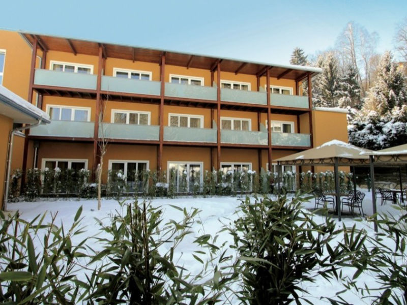 Hotel Educare