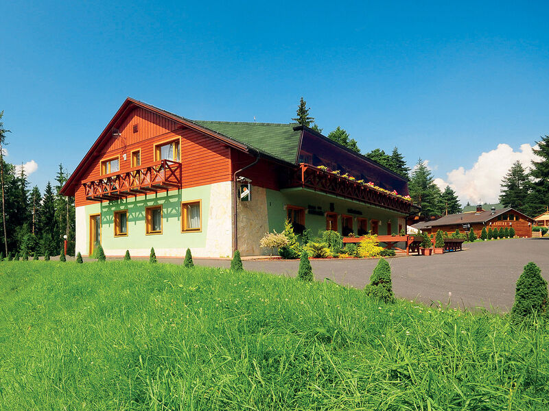 Hotel Poľovník