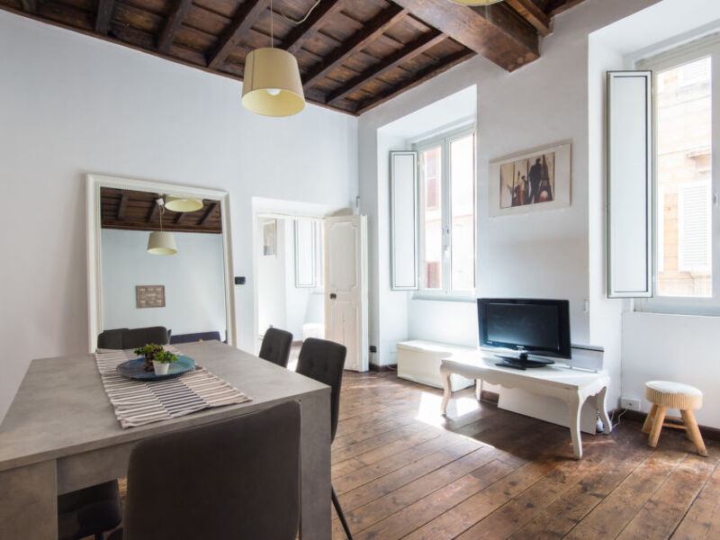 Trevi Fountain Elegant Two Bedrooms