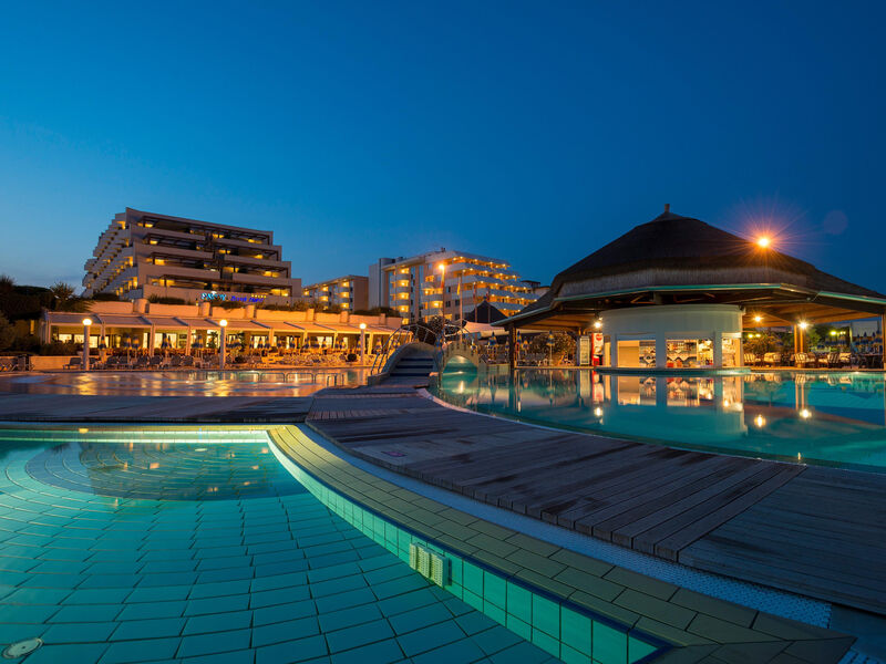 Savoy Beach Hotel & Thermal Spa