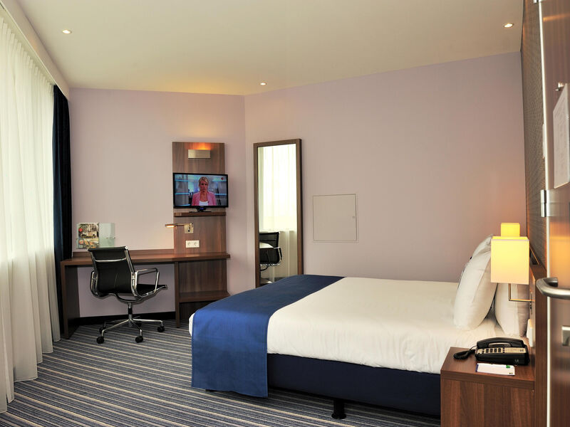 Hotel Holiday Inn Express Amsterdam Arena Towers