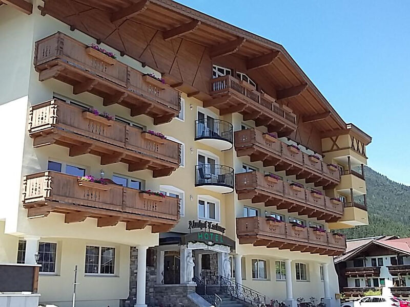 Hotel Almhof Lackner