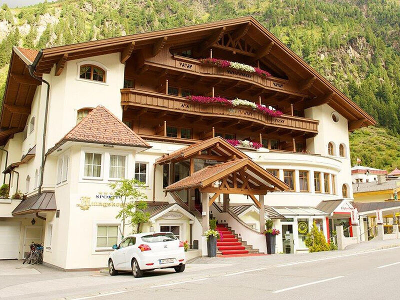 Hotel Mittagskogel