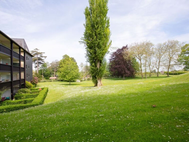 Le Parc De La Chaumière