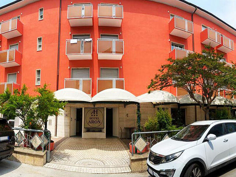 Hotel Aron