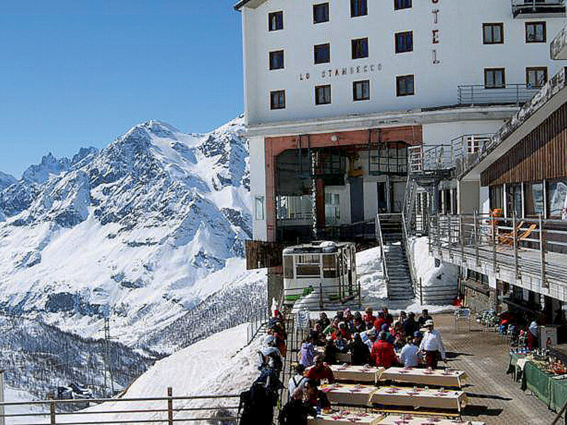 Hotel Ski Club Lo Stambecco