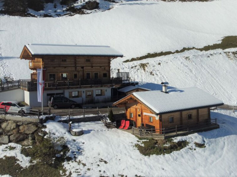 Nasenalmhütte