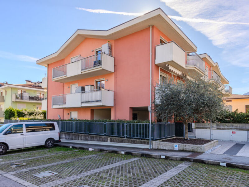 Garden Apartment