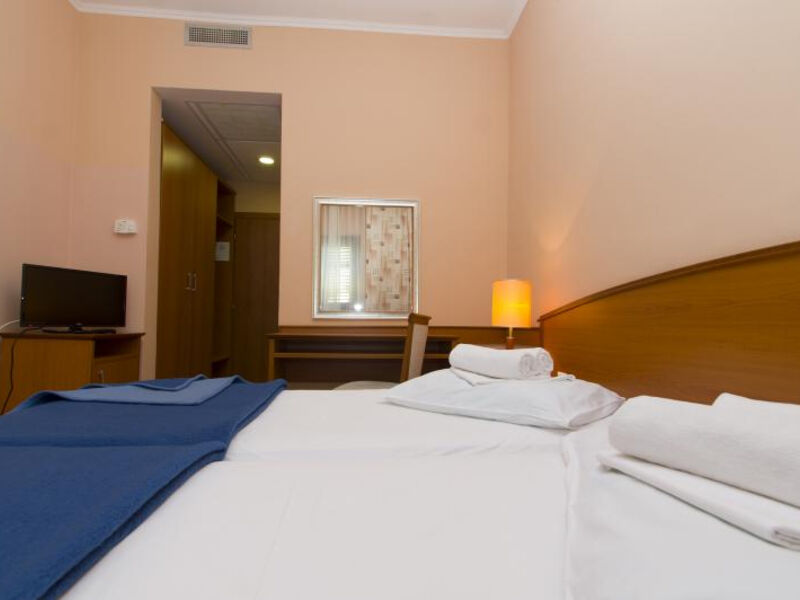 Hotel ADRIA