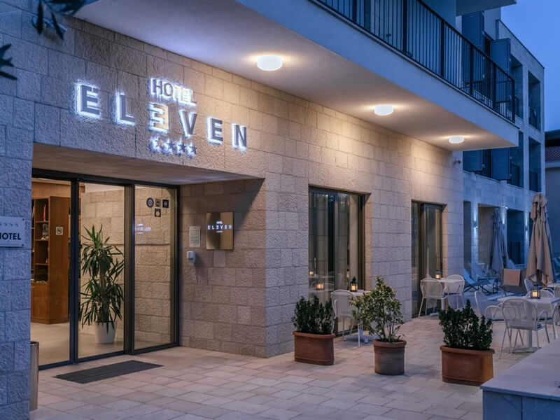 Hotel Eleven