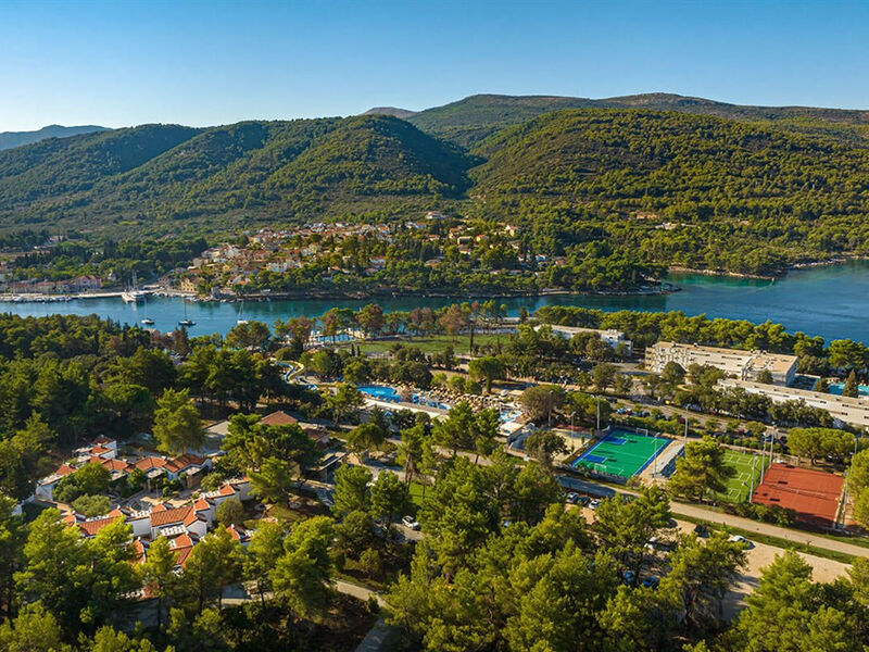 Valamar Amicor Green Resort