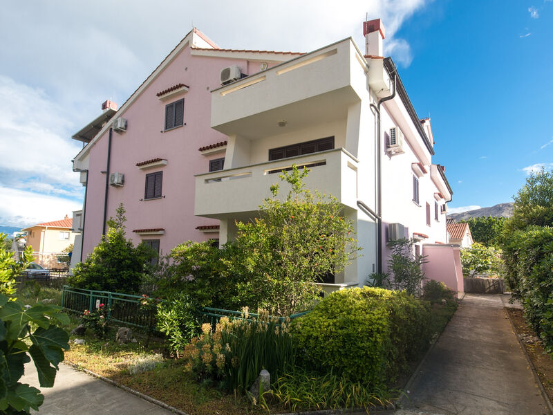 Apartmány 3298-3996