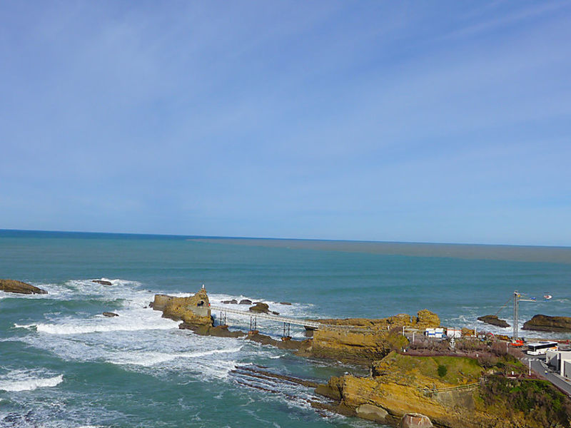 Les Falaises