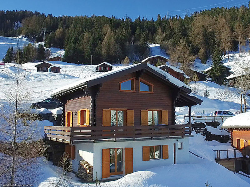 The Chalet On The Piste