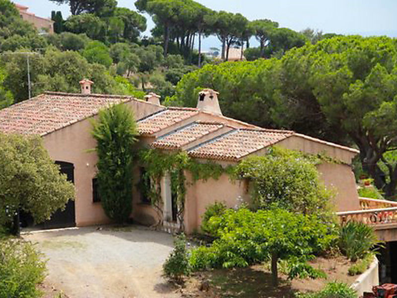 Clos De Messugues