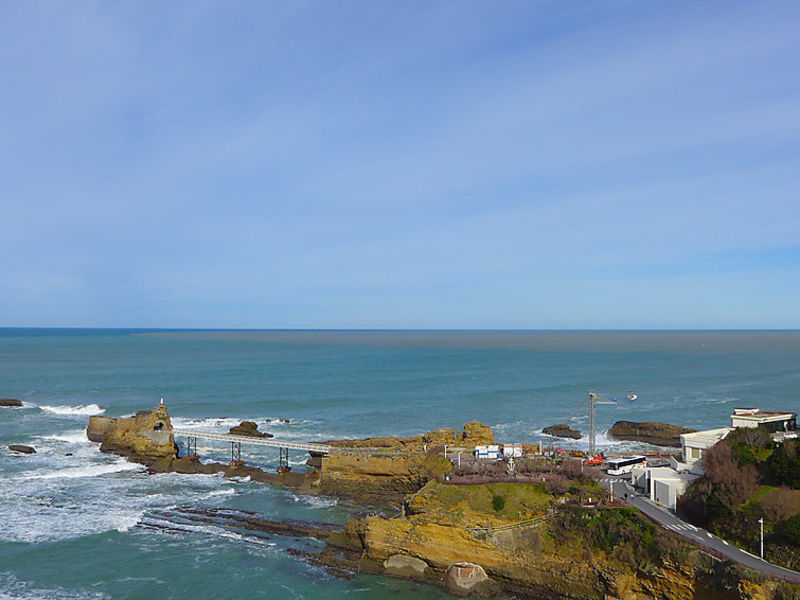 Les Falaises