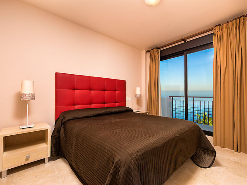 Amazing 3 Bedrooms Front Sea View.