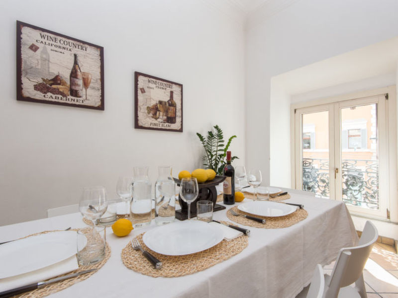 2br Piazza Navona Family Apartment