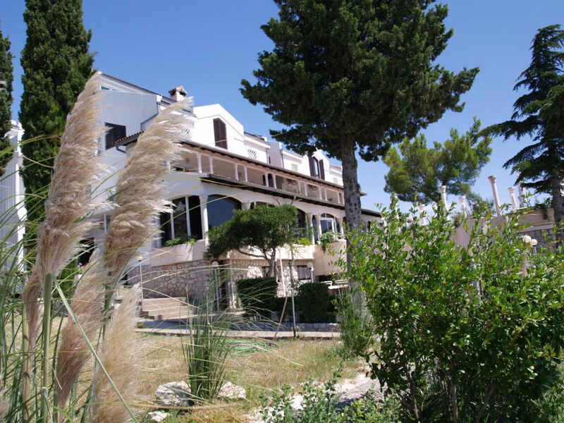 Hotel & Villa Vicko