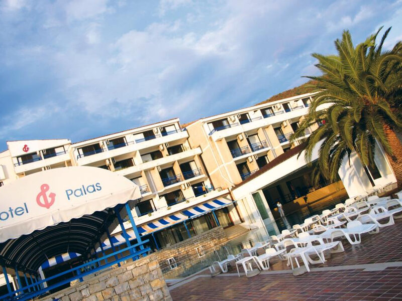 Hotel Palas