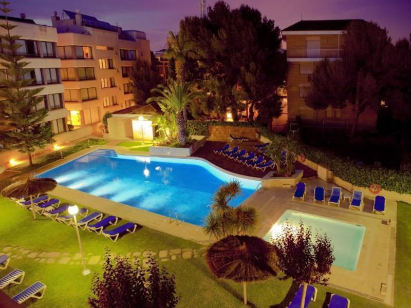 Atenea Park Suites-Apartments